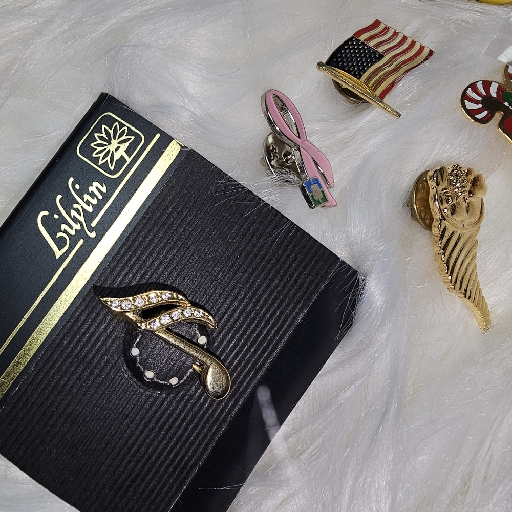 Assorted Brooch Pin Set - Picture 2 of 3